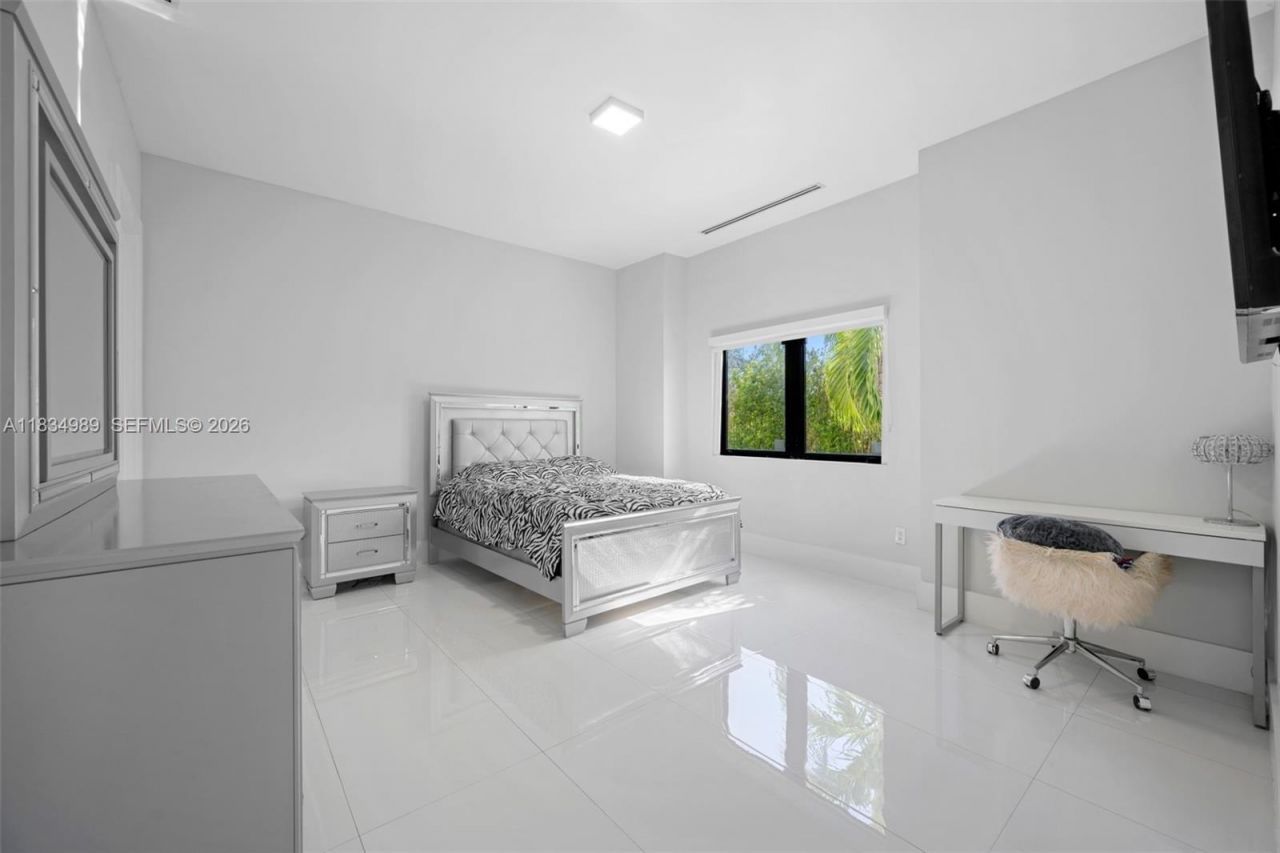 11350 NW 8th St, Plantation, FL 33325 Photo