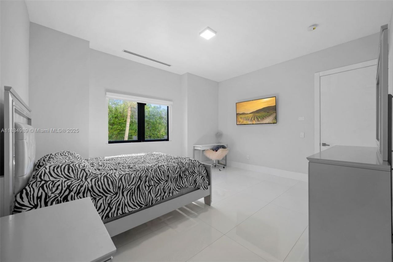 11350 NW 8th St, Plantation, FL 33325 Photo