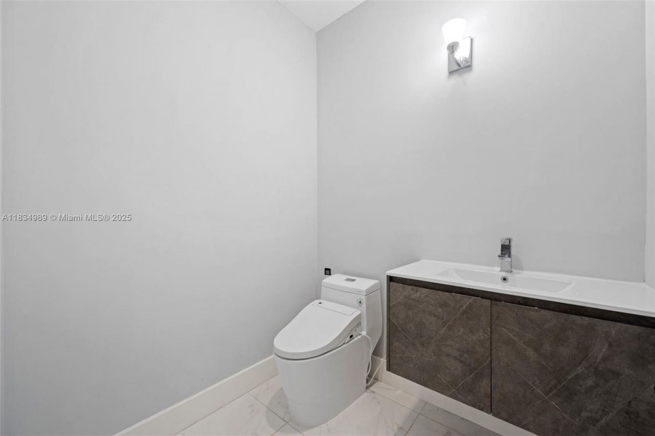 11350 NW 8th St, Plantation, FL 33325 Photo