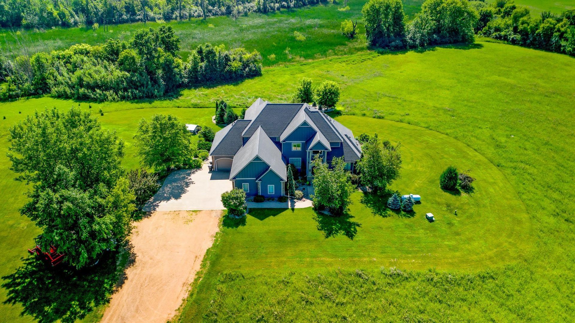 60515 235th Street, Madison Lake, MN 56063