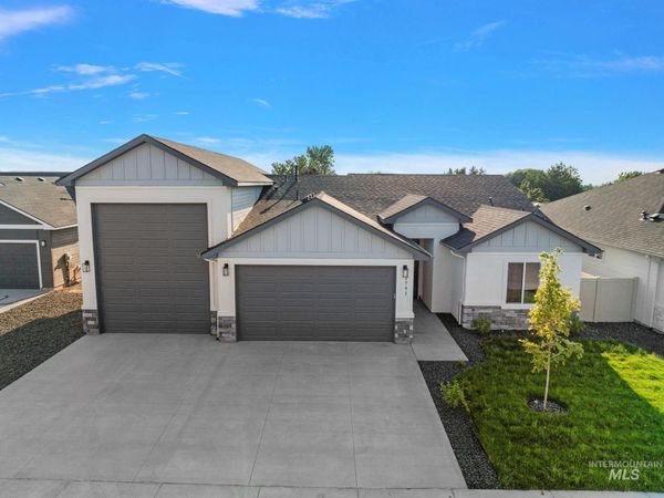 1510 Castle Way, Emmett, ID 83617