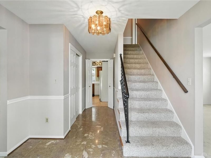 6630 Carinthia Drive, Miami Township, OH 45459 Photo 5