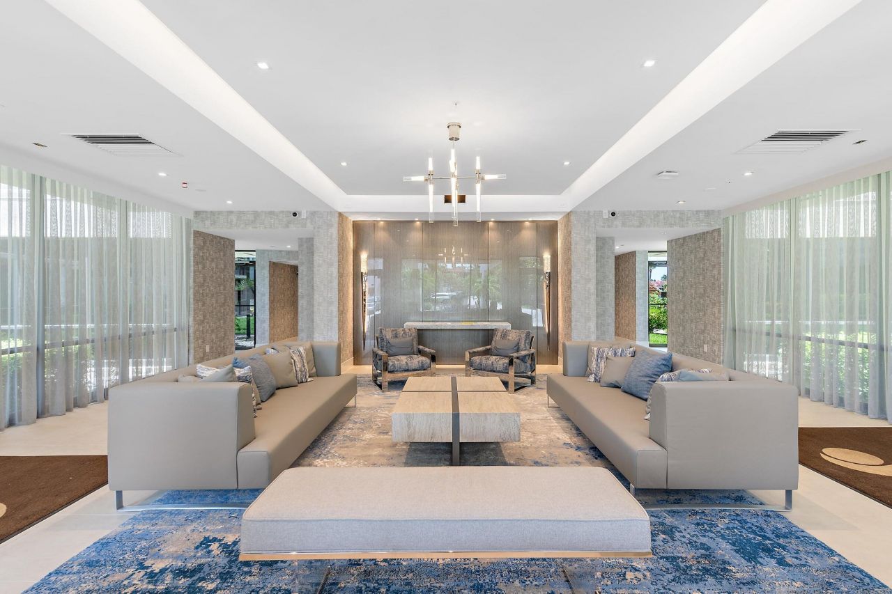 859 Jeffery Street, Unit 401, Boca Raton, FL 33487 Photo
