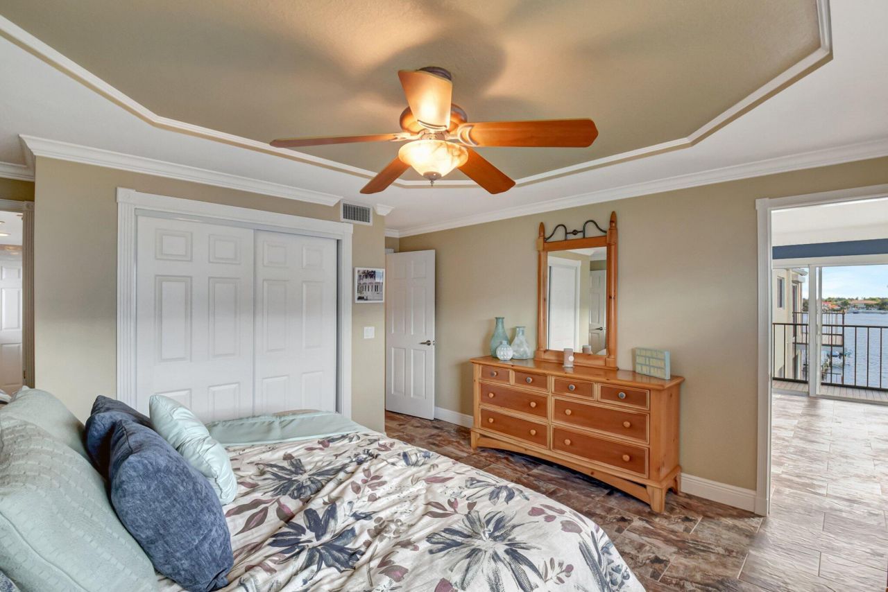 1206 S Lake Drive, Unit 504, Lantana, FL 33462 Photo