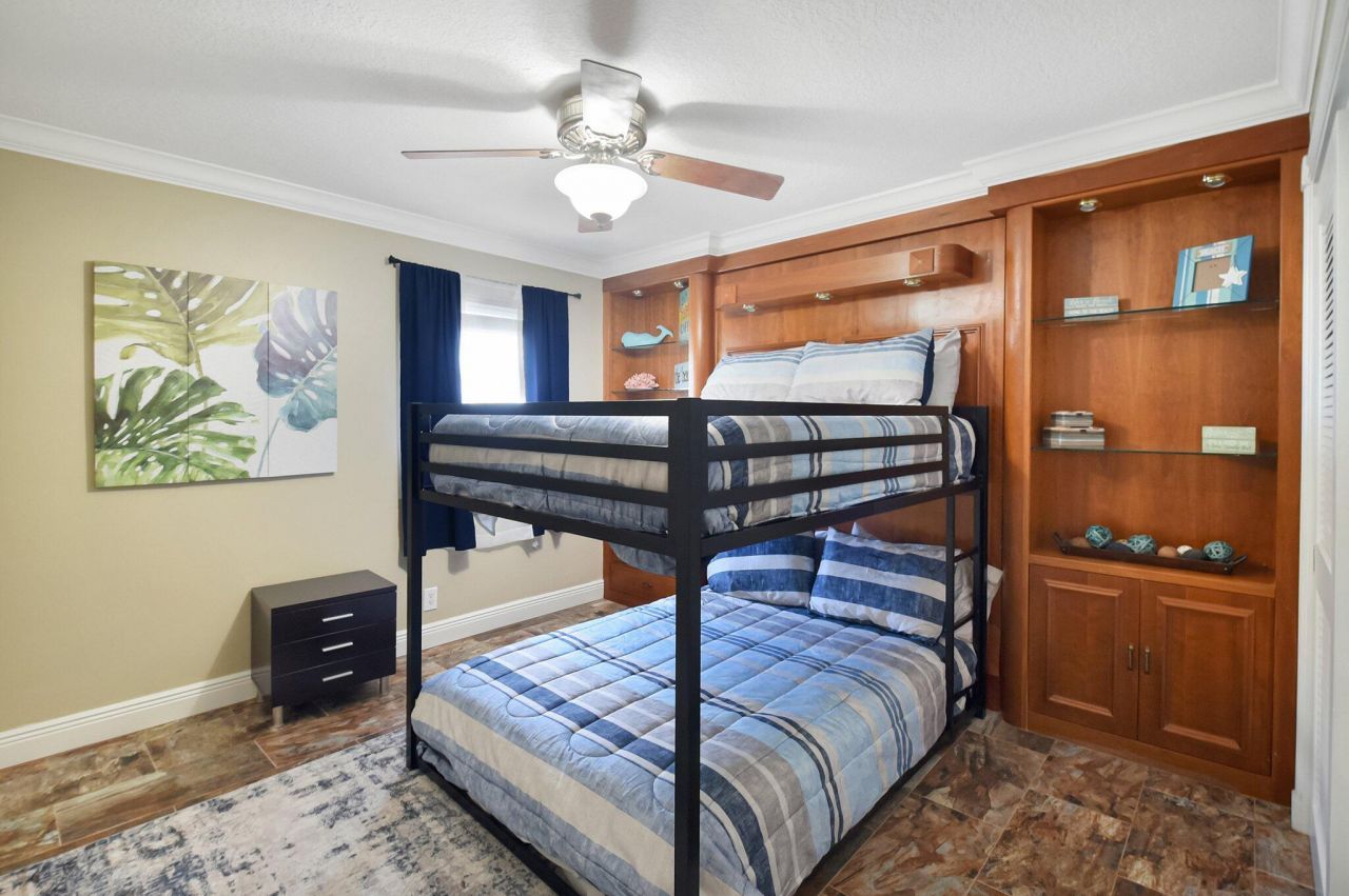 1206 S Lake Drive, Unit 504, Lantana, FL 33462 Photo