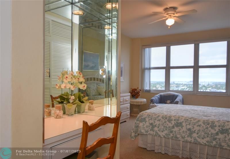 3333 NE 34th Street, Unit 1402, Fort Lauderdale, FL 33308 Photo