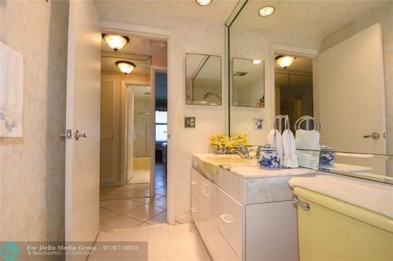 3333 NE 34th Street, Unit 1402, Fort Lauderdale, FL 33308 Photo