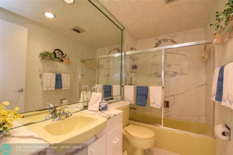 3333 NE 34th Street, Unit 1402, Fort Lauderdale, FL 33308 Photo