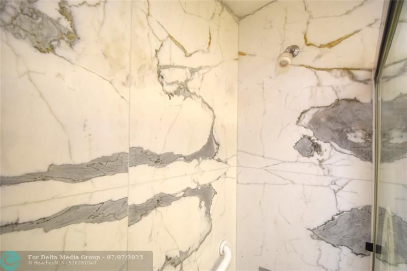 3333 NE 34th Street, Unit 1402, Fort Lauderdale, FL 33308 Photo