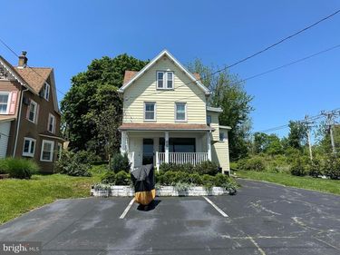 1029 LANCASTER AVENUE, BERWYN, PA 19312