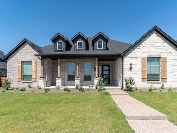 2008 Casting Ridge, Mesquite, TX 75181