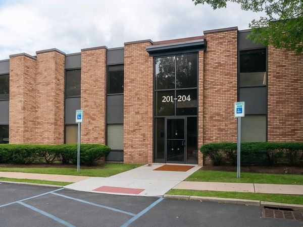 55 Old Turnpike, Unit 207, Nanuet, NY 10954