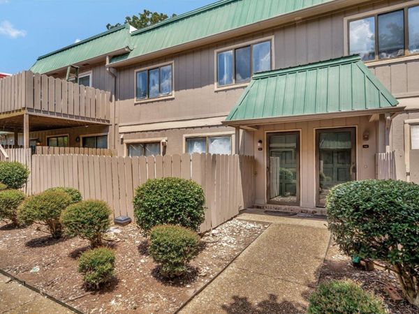 2225 Golf Road SW, Unit 417, Huntsville, AL 35802