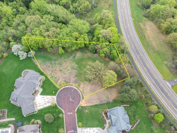 1008 Applewood Court, Mankato, MN 56001