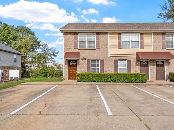 2331 Raleigh Court, Unit 3, Clarksville, TN 37043