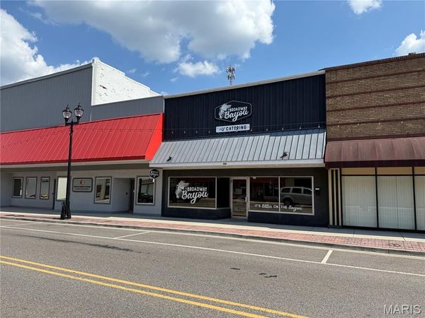 160 W Broadway, Sparta, IL 62286