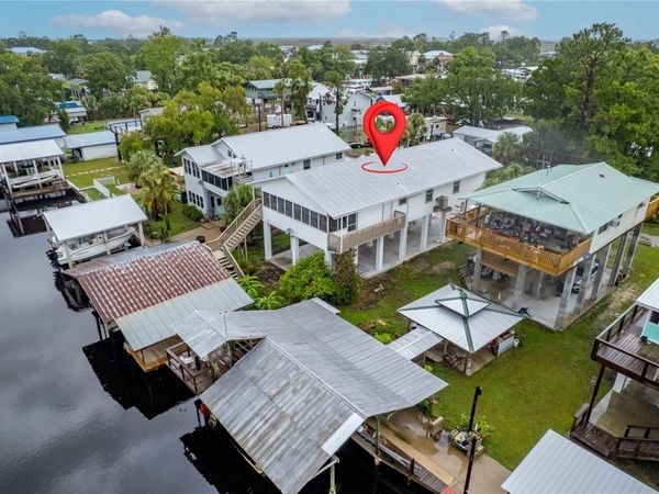 78 SE 901 AVENUE, SUWANNEE, FL 32692