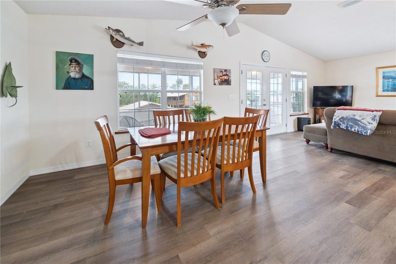 78 SE 901 Avenue, Suwannee, FL 32692 Photo