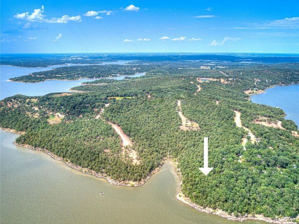 107 Patriot Pointe, Eufaula, OK 74432