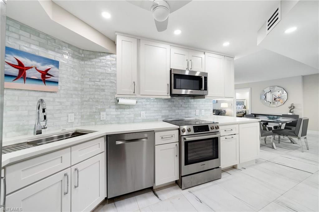 4001 Gulf Shore Blvd N, Unit 702, Naples, FL 34103 Photo