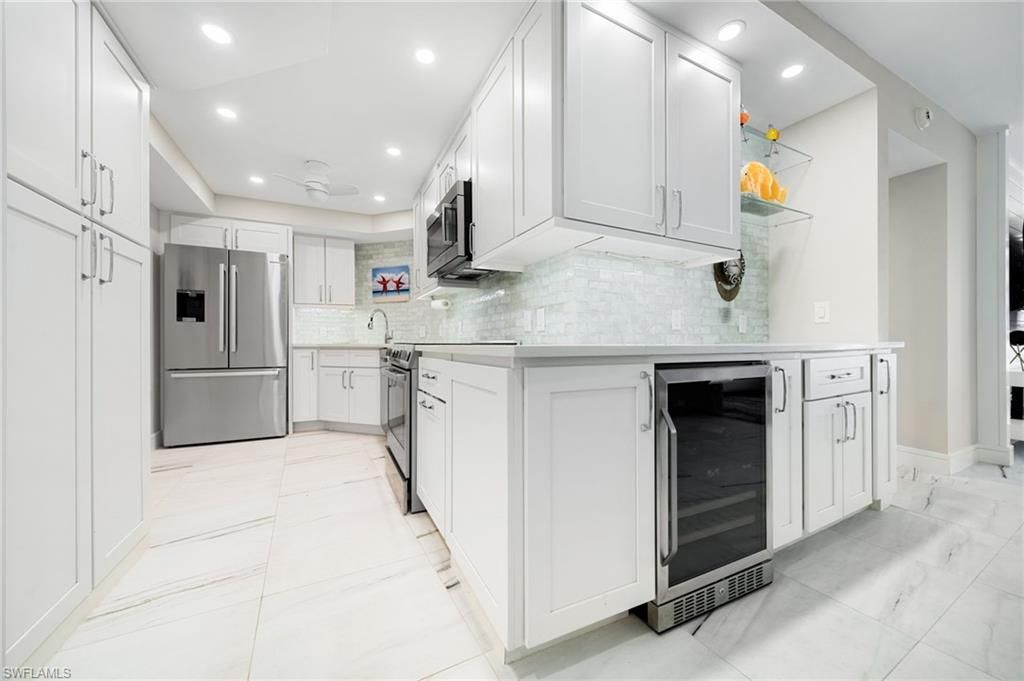 4001 Gulf Shore Blvd N, Unit 702, Naples, FL 34103 Photo