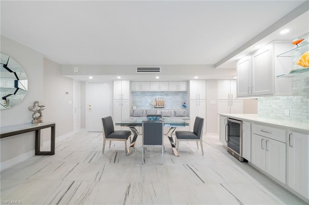 4001 Gulf Shore Blvd N, Unit 702, Naples, FL 34103 Photo