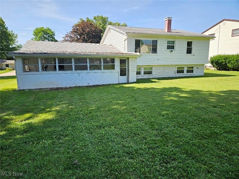 3890 Ayrshire Drive, Youngstown, OH 44511 Photo 3