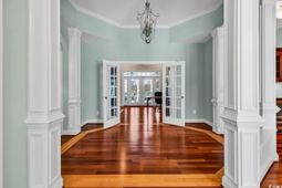 7029 Byrnes Ln. photo 4