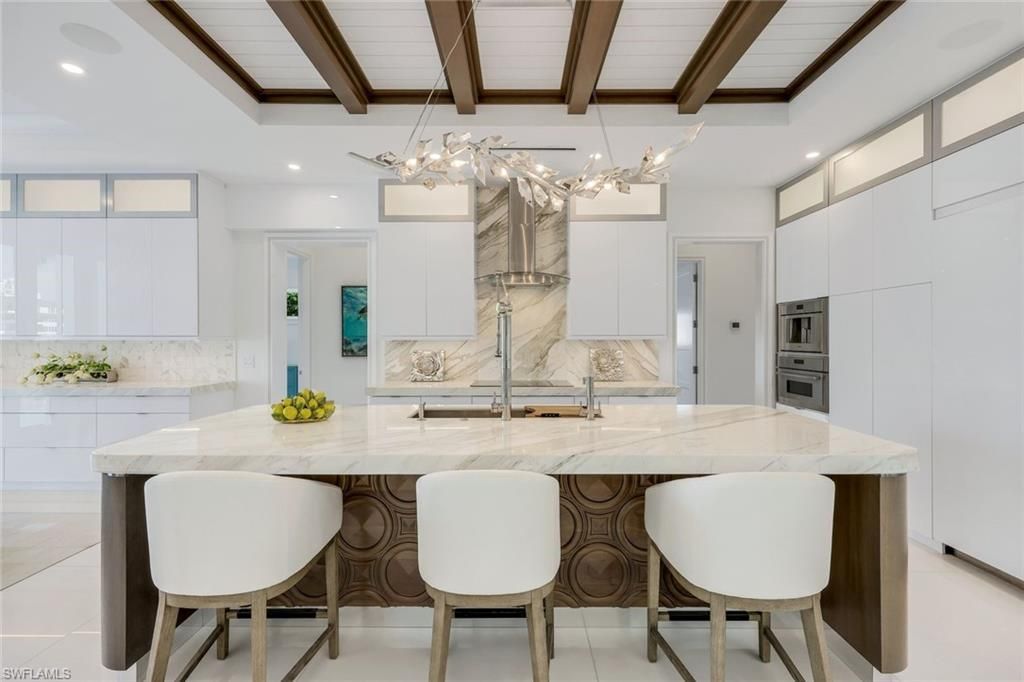 309 Neapolitan Way, Naples, FL 34103 Photo