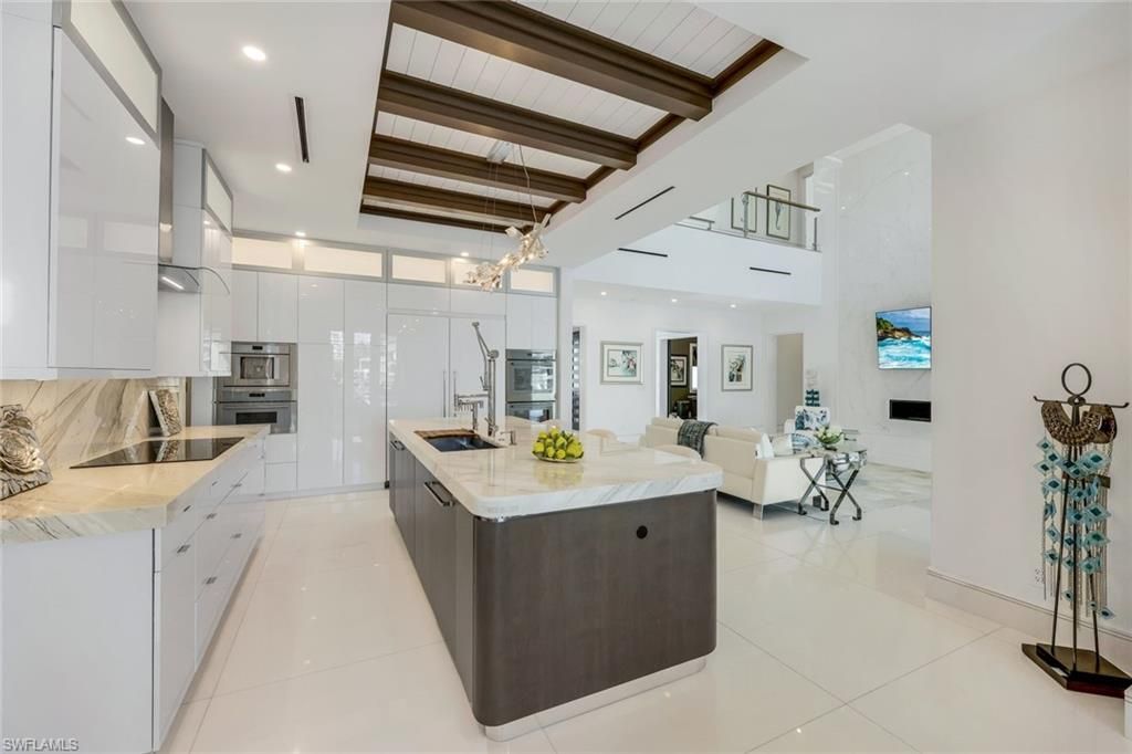 309 Neapolitan Way, Naples, FL 34103 Photo