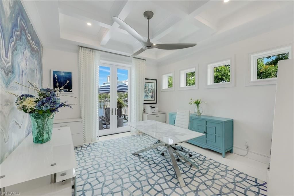 309 Neapolitan Way, Naples, FL 34103 Photo