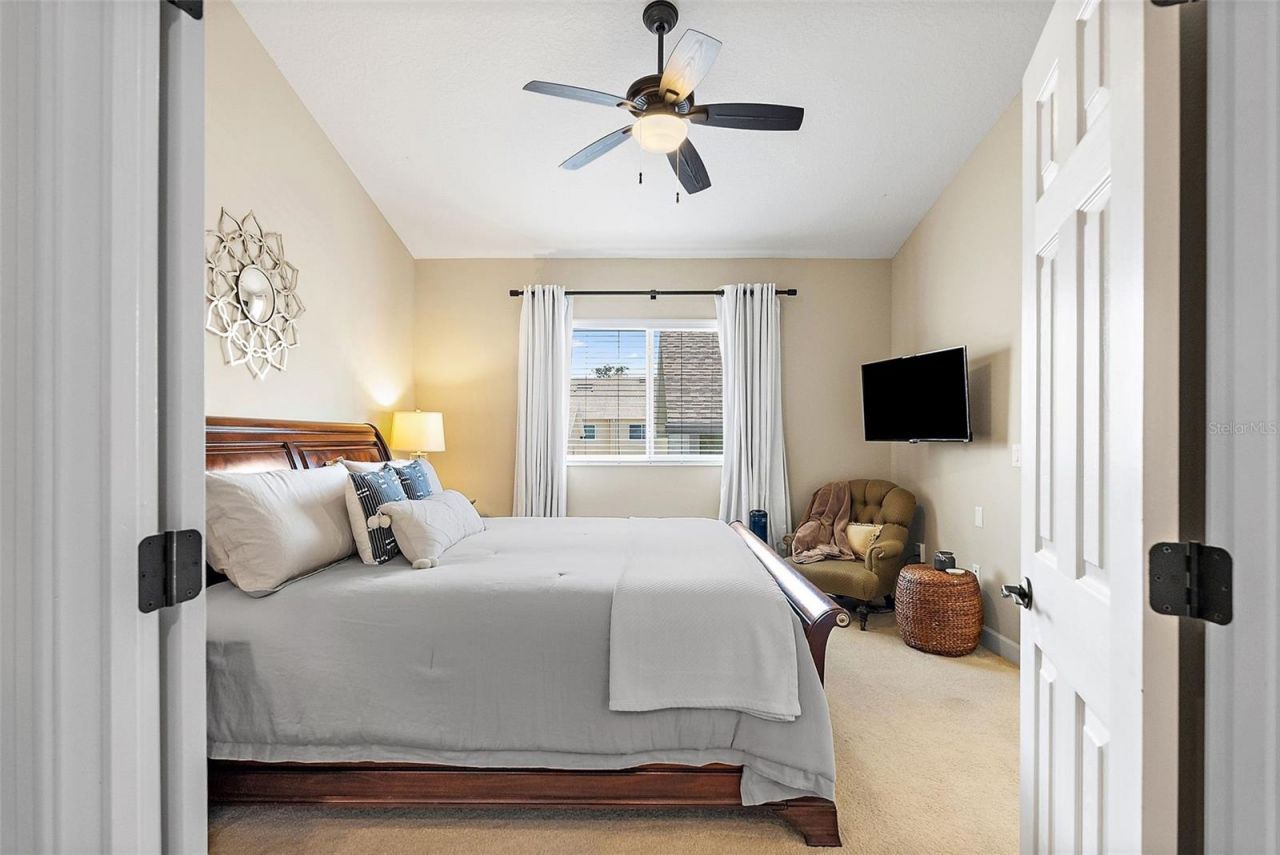 225 49th Avenue N, Saint Petersburg, FL 33703 Photo