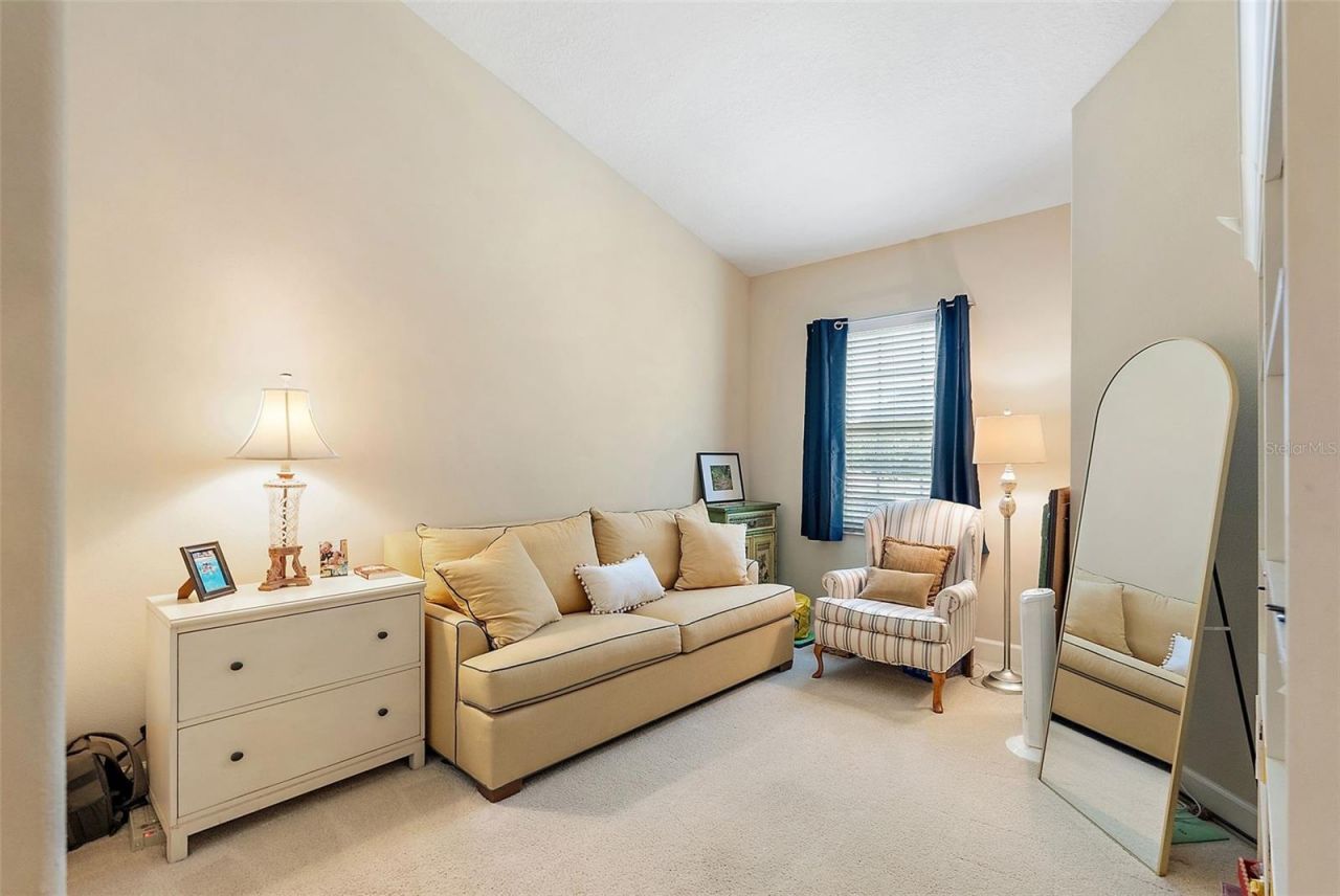 225 49th Avenue N, Saint Petersburg, FL 33703 Photo