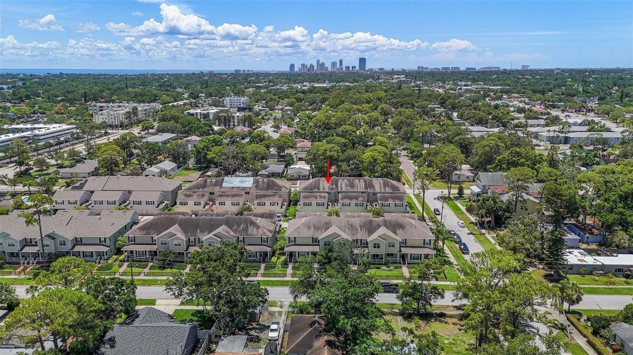 225 49th Avenue N, Saint Petersburg, FL 33703 Photo