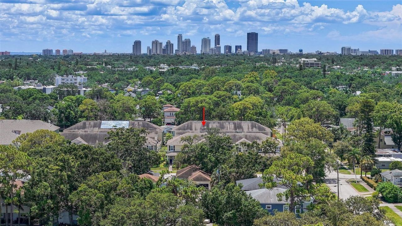 225 49th Avenue N, Saint Petersburg, FL 33703 Photo