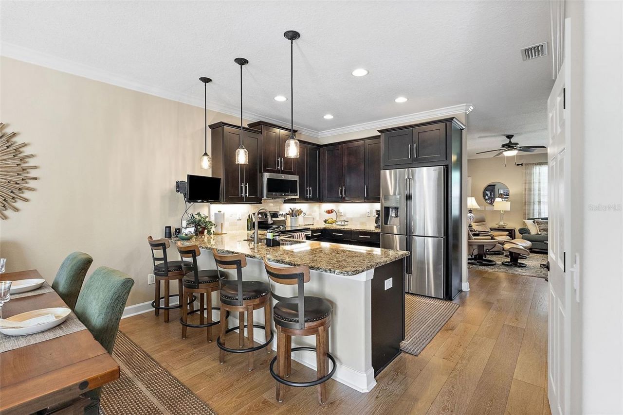 225 49th Avenue N, Saint Petersburg, FL 33703 Photo