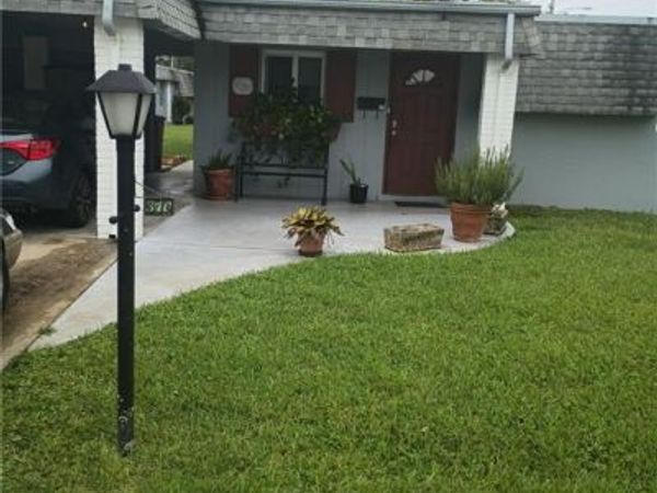 340 Easton CT, LEHIGH ACRES, FL 33936