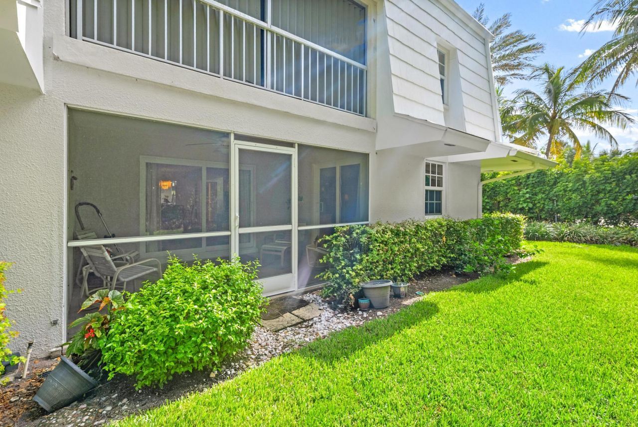 1262 N Sugar Sands Boulevard, Unit 126, Singer Island, FL 33404 Photo