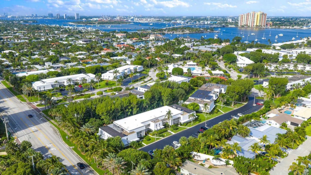 1262 N Sugar Sands Boulevard, Unit 126, Singer Island, FL 33404 Photo