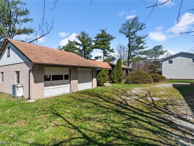 20556 Drake Road, Strongsville, OH 44149 Photo 4