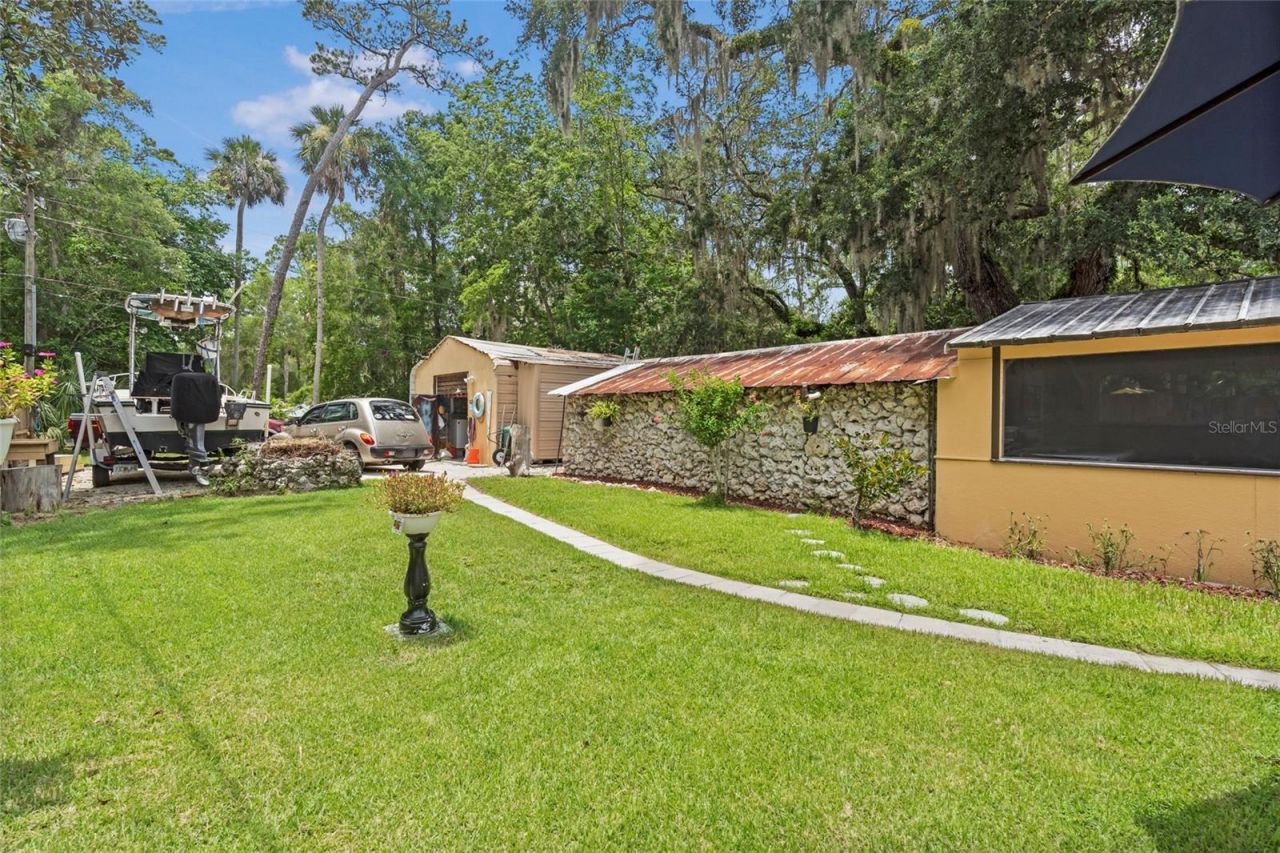 11 62nd Street, Yankeetown, FL 34498 Photo