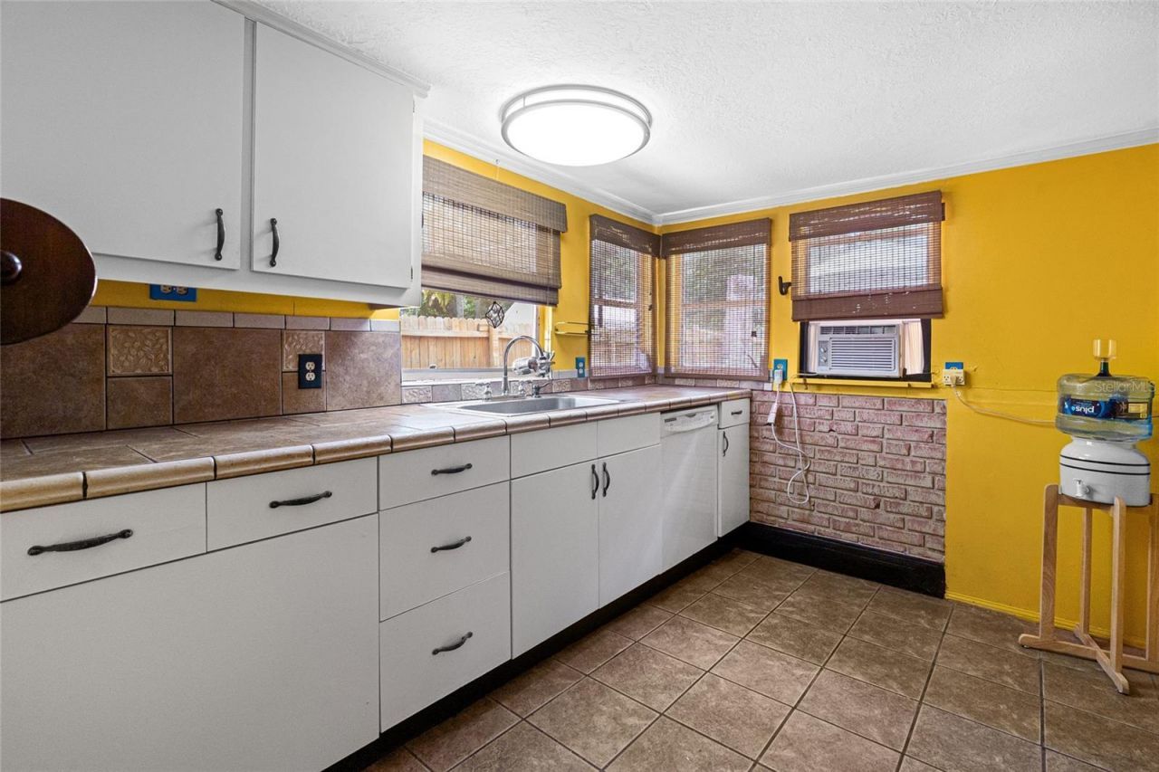 11 62nd Street, Yankeetown, FL 34498 Photo