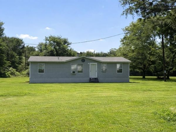 398 Avenue D, Point, TX 75472
