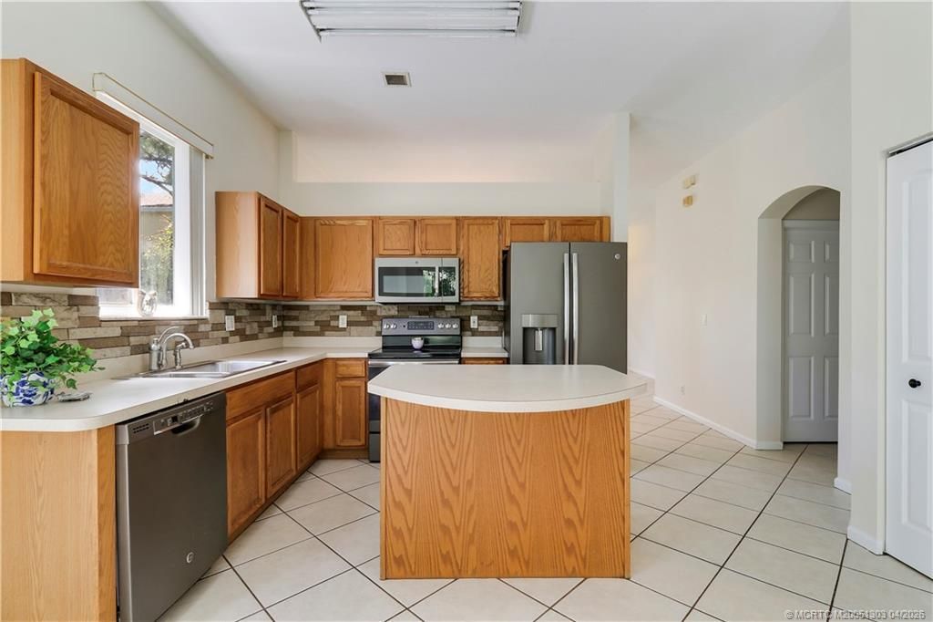 4735 SE Winter Haven Court, Stuart, FL 34997 Photo