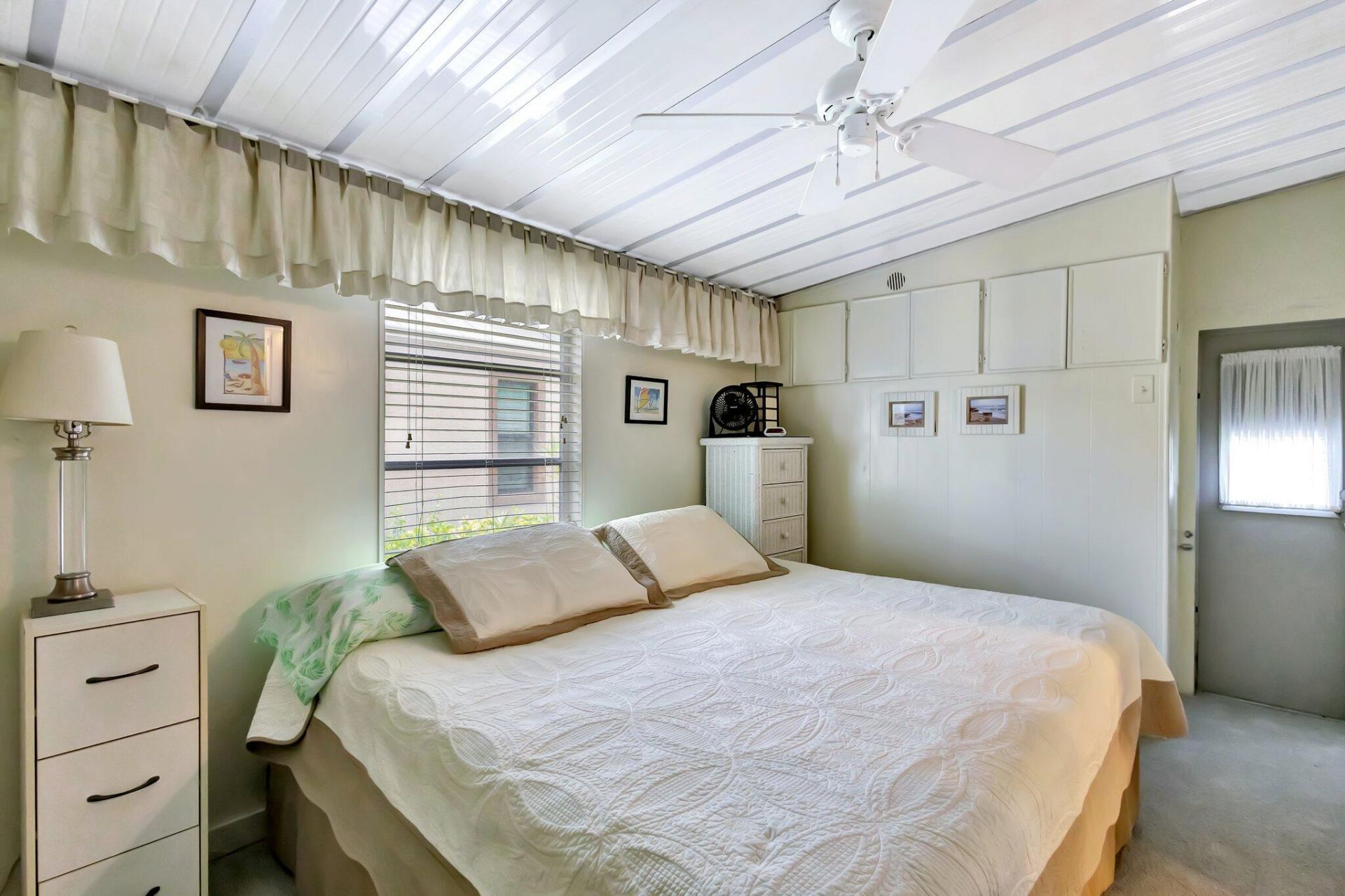 559 Nettles Boulevard, Hutchinson Island, FL 34949 Photo