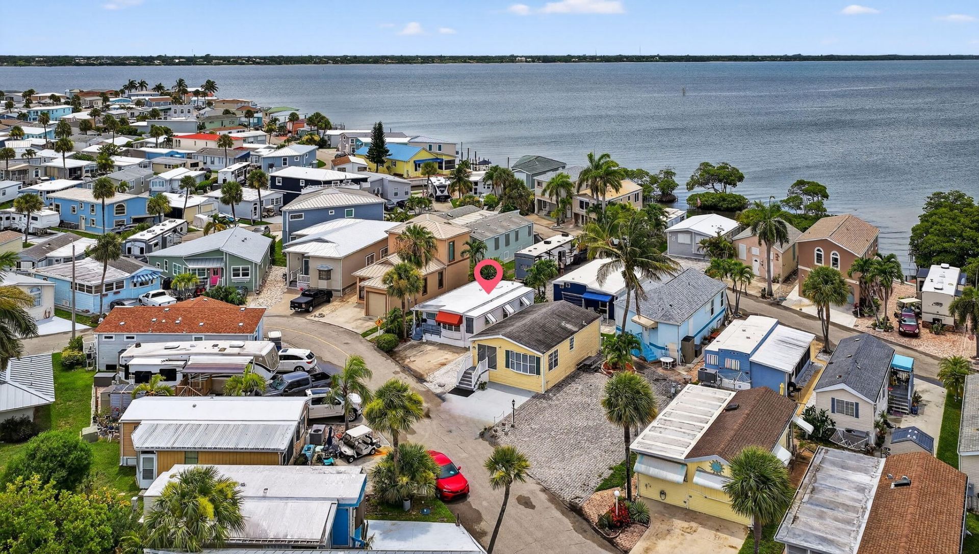 559 Nettles Boulevard, Hutchinson Island, FL 34949 Photo