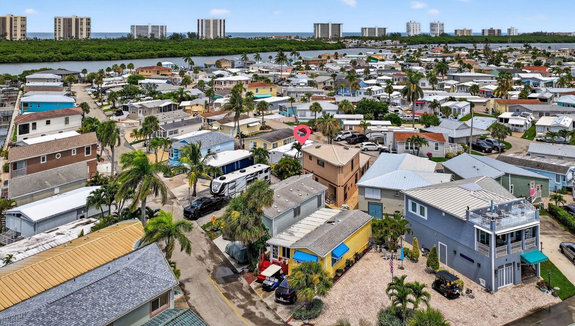 559 Nettles Boulevard, Hutchinson Island, FL 34949 Photo