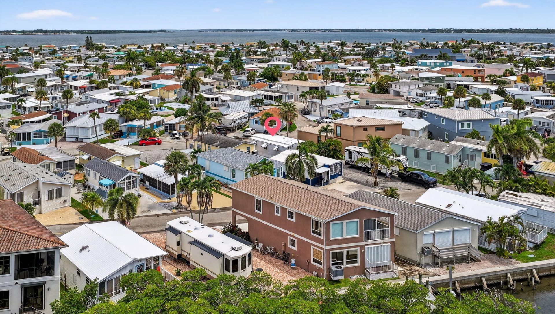 559 Nettles Boulevard, Hutchinson Island, FL 34949 Photo