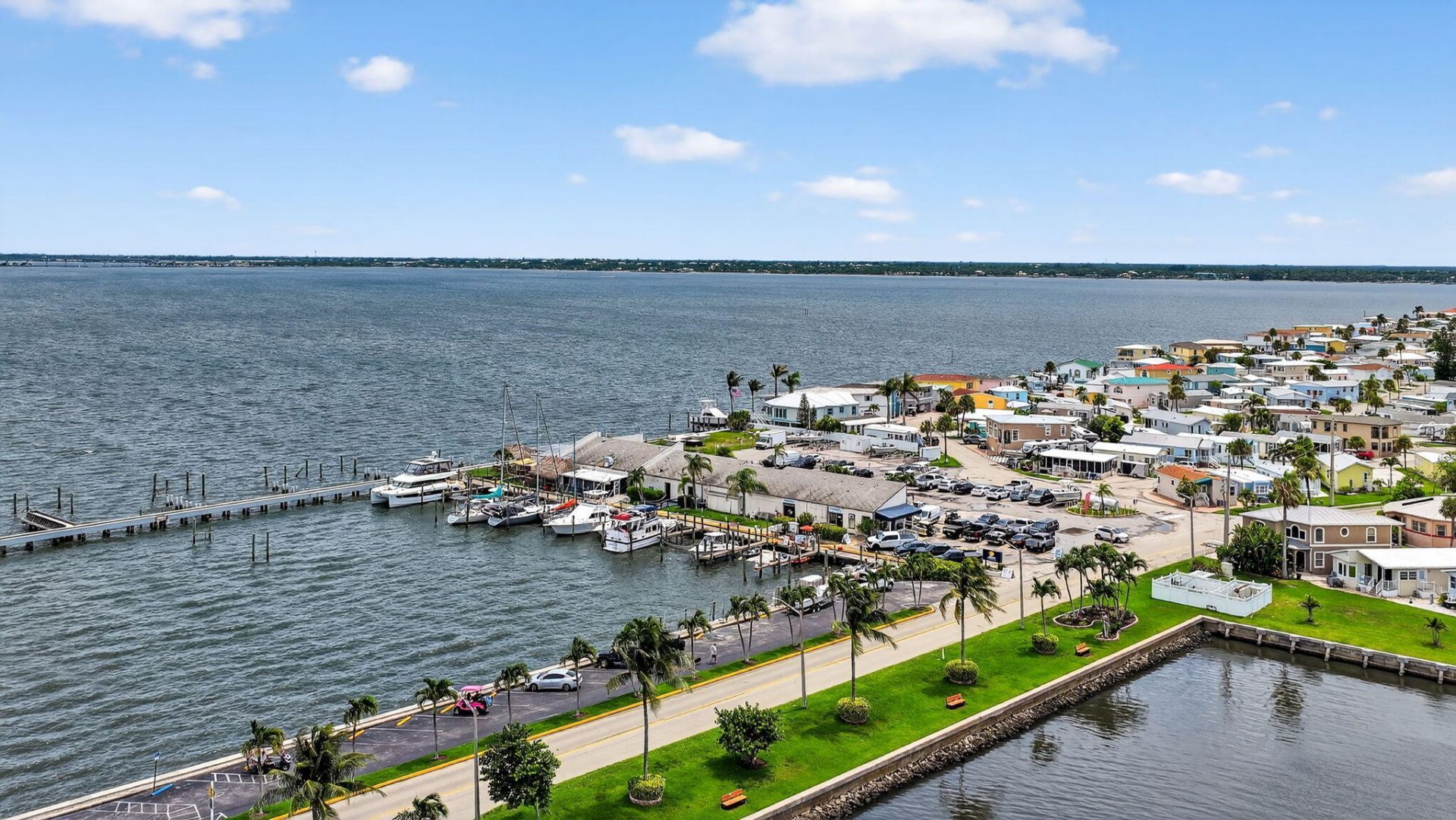 559 Nettles Boulevard, Hutchinson Island, FL 34949 Photo