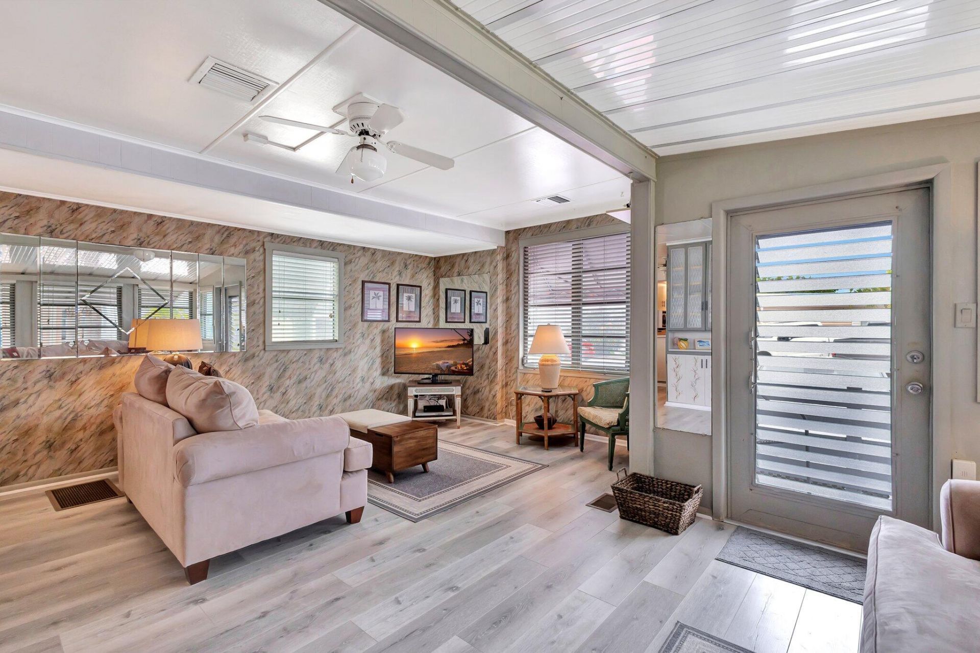 559 Nettles Boulevard, Hutchinson Island, FL 34949 Photo